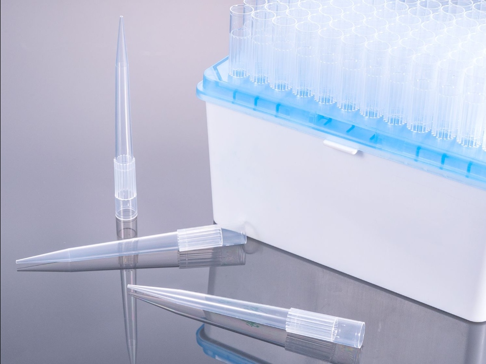 Optimizing Lab Workflow with LTS Compatible 1000ul Tips