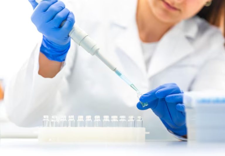 The Definitive Guide to Use a Micropipette